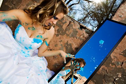 Trash the Dress - von der Kunst, das Brautkleid zu zerstören